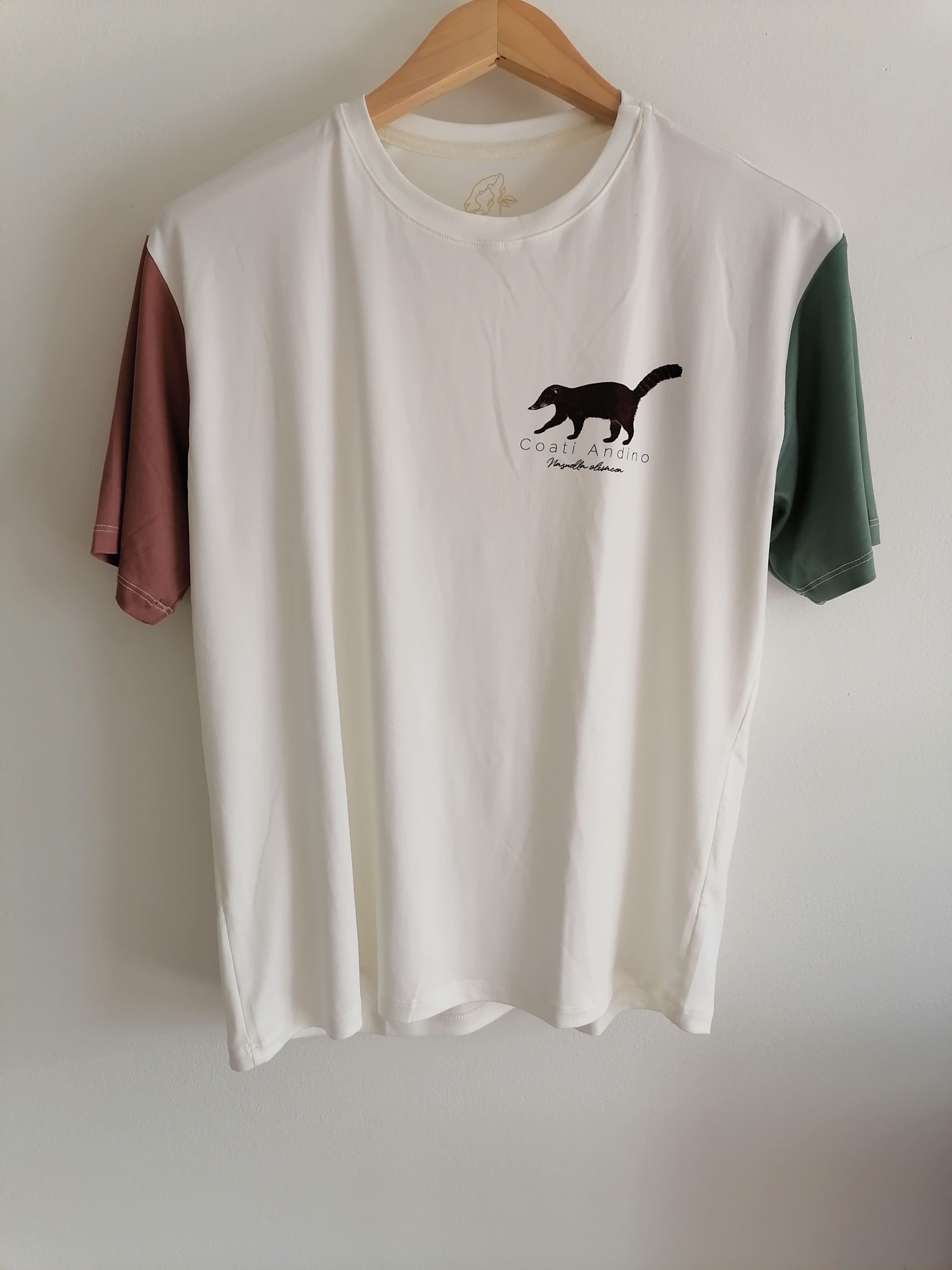 Camiseta unisex de coatí andino